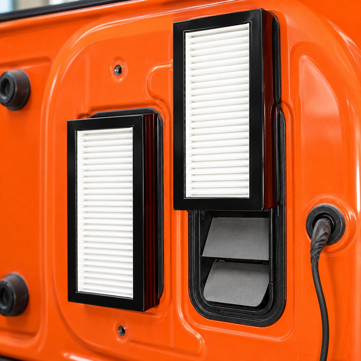 Great Wall Tank 300 tailgate air filter installed on rear ventilation opening