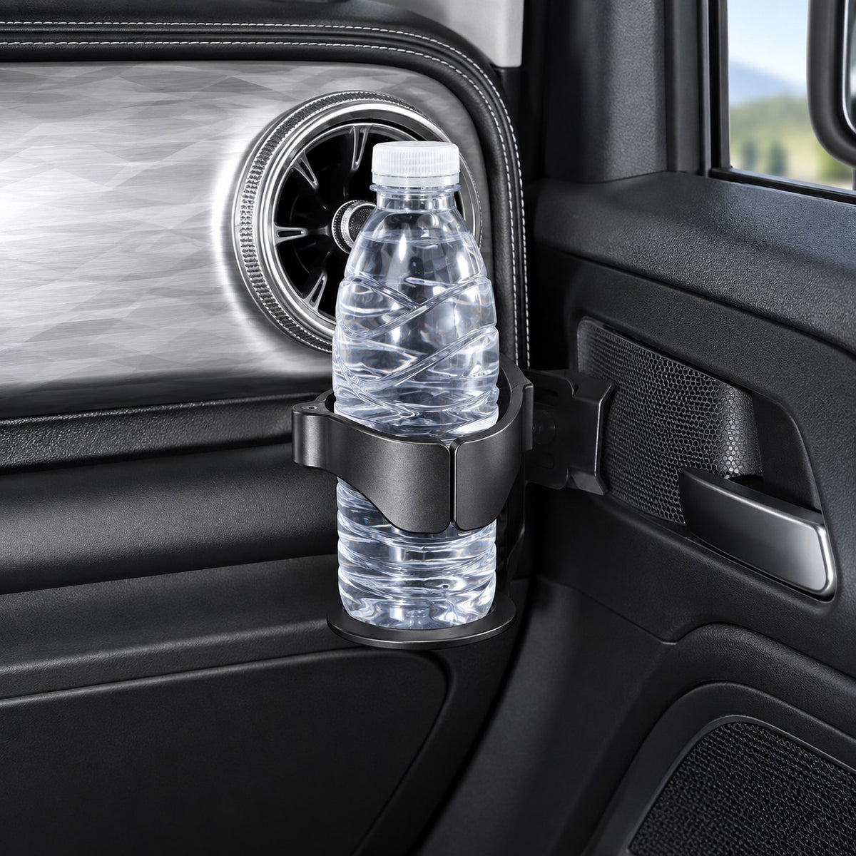 GWM Tank 300 Black-C multifunctional cup holder holding a water bottle in the car interior